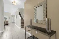 Northeast Facing Screened Pool and Outdoor Patio - Gorgeous Family Haven Hoteles en Condado de Osceola