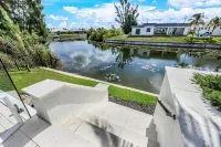 New Gorgeous Smart Home with Heated Pool on the Canal Hotels in Cape Coral