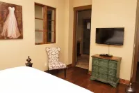 Villa del Sole, a Luxurious Tuscan Inspired Villa in Montaluce, License #4783