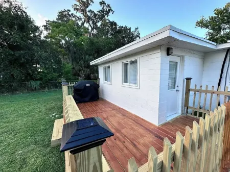 Cozy - 6 guest-Near the Beach Отели рядом с достопримечательностью «Lavender Fields Day Spa»