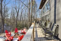Hot Tub, Cozy Fire Pit and Game Room - Luxurious Cabin Retreat Hotels in Sevier County