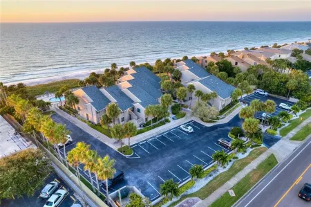 Stunning Ocean Views and Pool Oasis - Exquisite Beachfront Haven