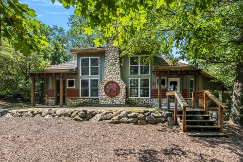 Lodge Home + HotTub, Pool-Theater-Clubhouse Access