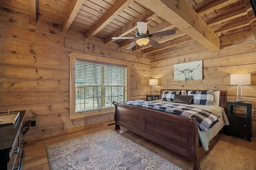 Deer Run - A Peaceful cabin hideaway!