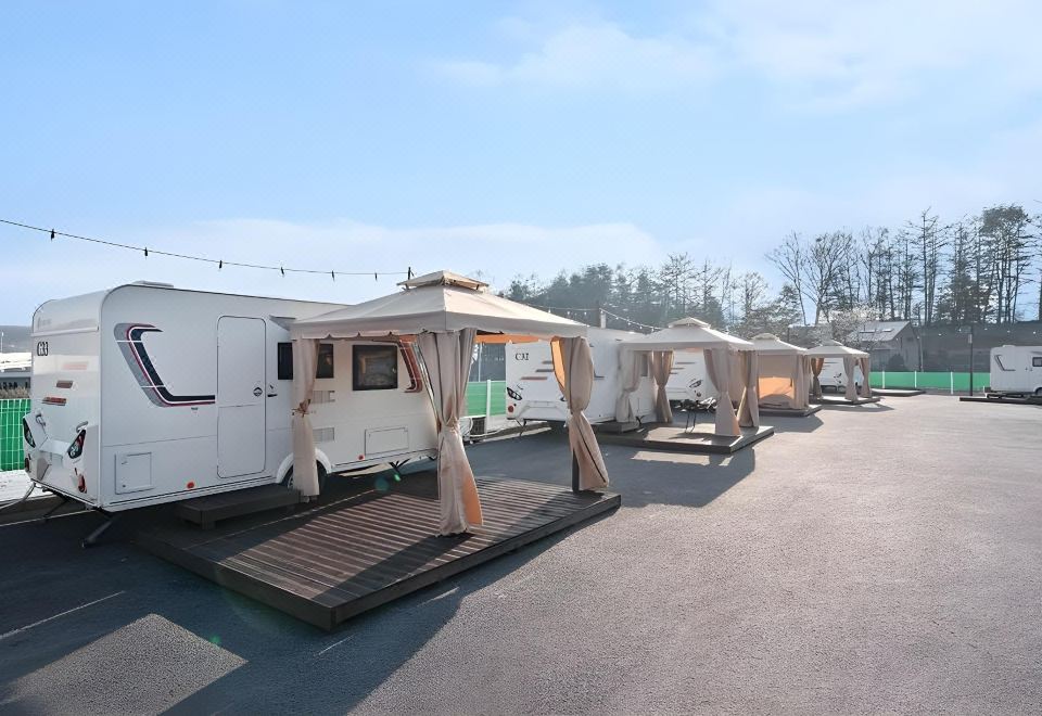 용인 에버베이카라반&펜션