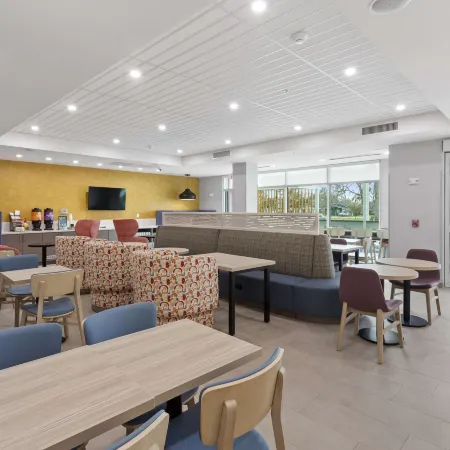 Home2 Suites by Hilton Lake Jackson