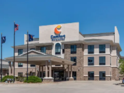 コンフォート イン & スイーツ グッドランド グッドランドのホテル