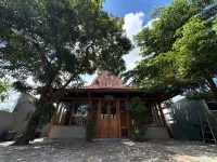 Omah Jago Sentana Homestay Hotels in Gedongkiwo