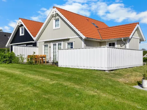 "Solvey" - 270m from the sea