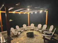 Cozy Retreat - Lazy Squirrel, Hottub, Firepit, WiFi Hotels in Wolfe County