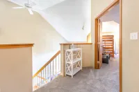 Seven Springs 2Brloft Premium Condo, Sleeps 11! - 3-Star