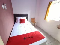 RedDoorz @ Fortune Hotel Jalan Walanda Maramis Manado Hotels in Singkil