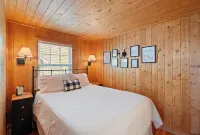 Serene Cottage Retreat on Lake Nowland in Charlevoix Hotels in Eveline Township