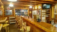 Gwin's Lodge & Roadhouse Est. 1952 - Chalets