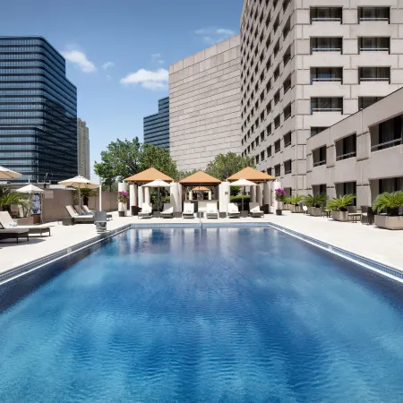 Hilton Houston-Post Oak by the Galleria Отели рядом с достопримечательностью «Водяная стена»