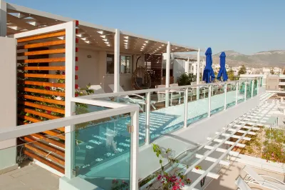 Scale Suites Hotel di Alimos