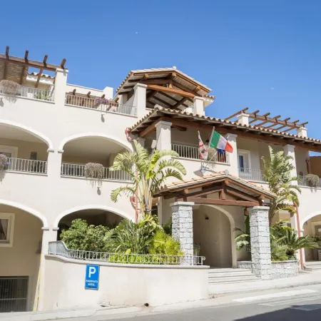 Hotel Regina Simius