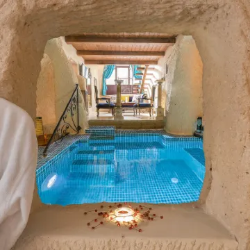 Elysion Cave Suites Hotels near Wish Hill