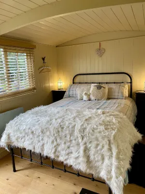 Fourwinds B&B - parking
