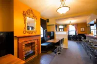 The Tasmanian Inn Hotels in North Hobart