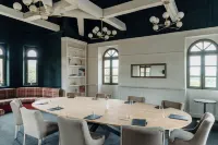 Domaine de Rochebois & Spa Nuxe Hotel a Cenac-et-Saint-Julien