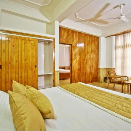 Hotel Snow View Manali