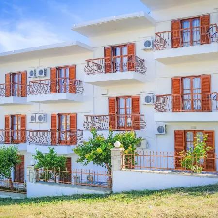 Eytyxia Apartments