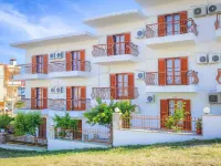 Eytyxia Apartments Hotels in Solina