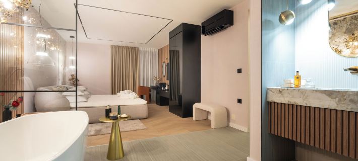 Luxury Rooms - FOR GIFT Hotéis em Zadar