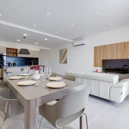 Elegant Sliema Penthouse Panoramic Terrace by Buena Vista