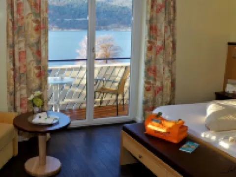 沃爾沃特湖英才酒店 費爾登酒店