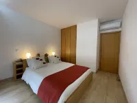 Born to Stay in Milfontes Hotels in 