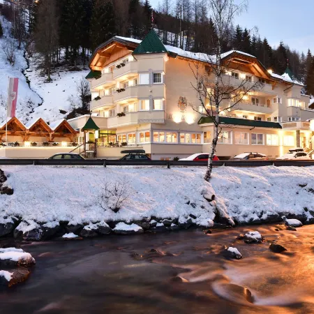 Hotel Höllroah