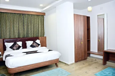 Hotel Royal Wings Hotels in Vadodara