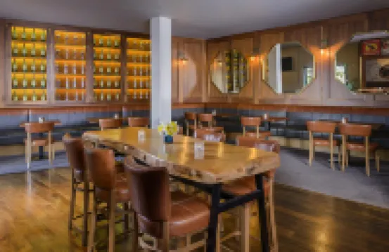 Manor West Hotel & Leisure Club