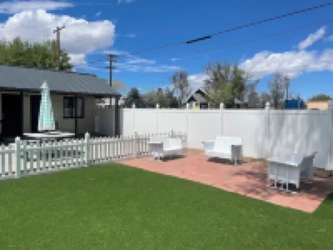 レインボー モーテル