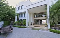 Lvh Om Santuary Palace Resort