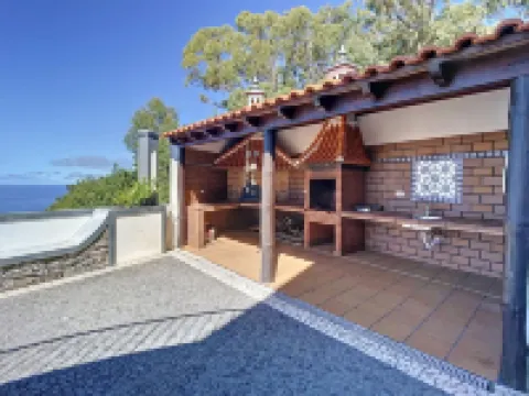 Vinhaticos Villa by Atlantic Holiday