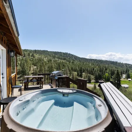 Echo Valley Resort + Cabins