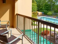 Courtyard Atlanta Alpharetta Hotels in Fulton County