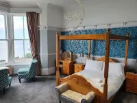 Delmont Hotel & View Restaurant Hotels in Scarborough