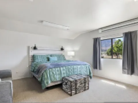 Zebra Refuge Cottage-wild Unique Prescott Stay Hotels in Williamson