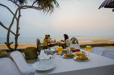 The Uncle Beach Resort