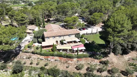 Mas de Fauchon Отели в г. Ламбеск