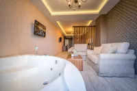 Elegance Luxury Executive Suites - Adults Only - romantique