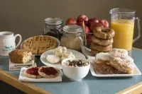 Travelers Rest Motel - breakfast
