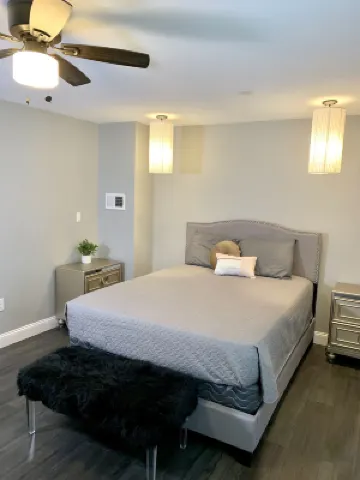 3Br Gem Near Falls-Sleeps 6 Comfortably