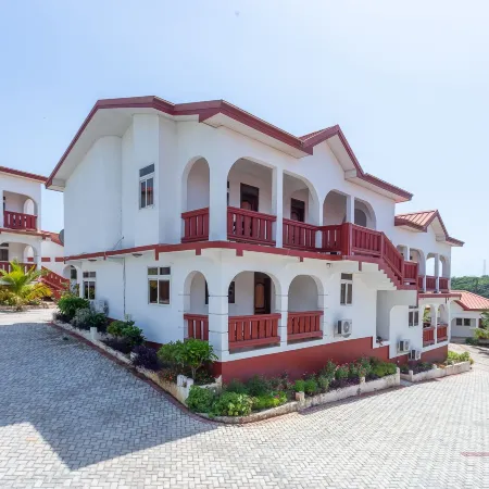 Royal Elmount Hotel Отели в г. Элмина