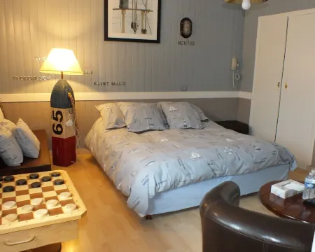 Hôtel - Restaurant - Salon de Thé le Beauséjour Hotels in Tregastel