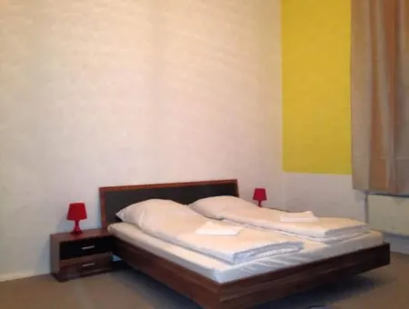 Pension I Отели рядом с достопримечательностью «Адлон»